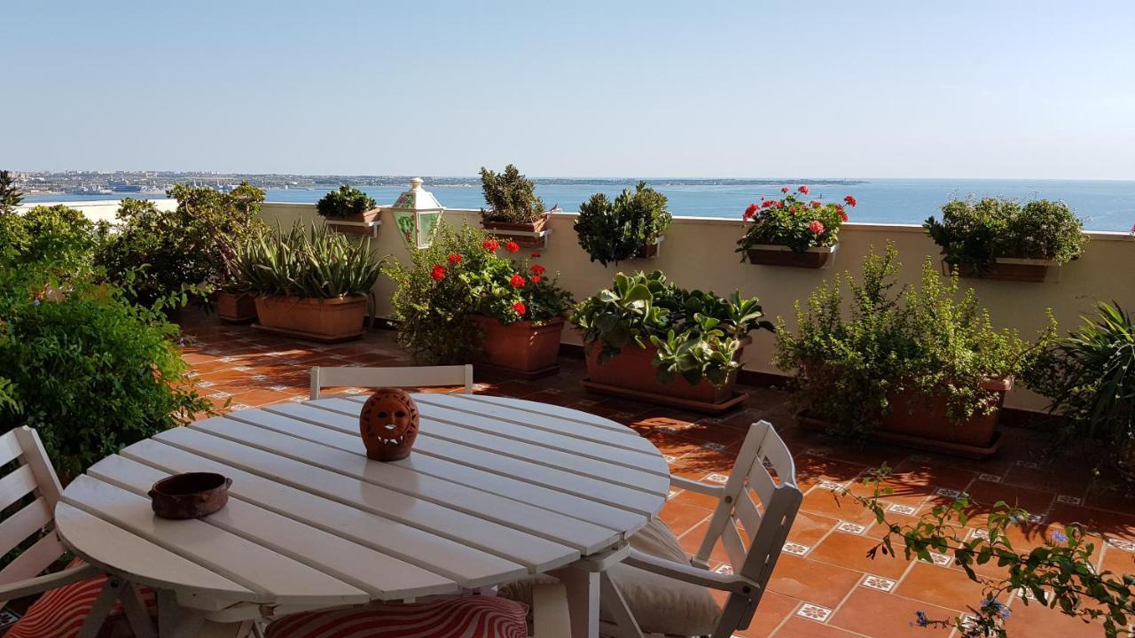 Amanda'S Panorama Apartment Taranto Exterior foto