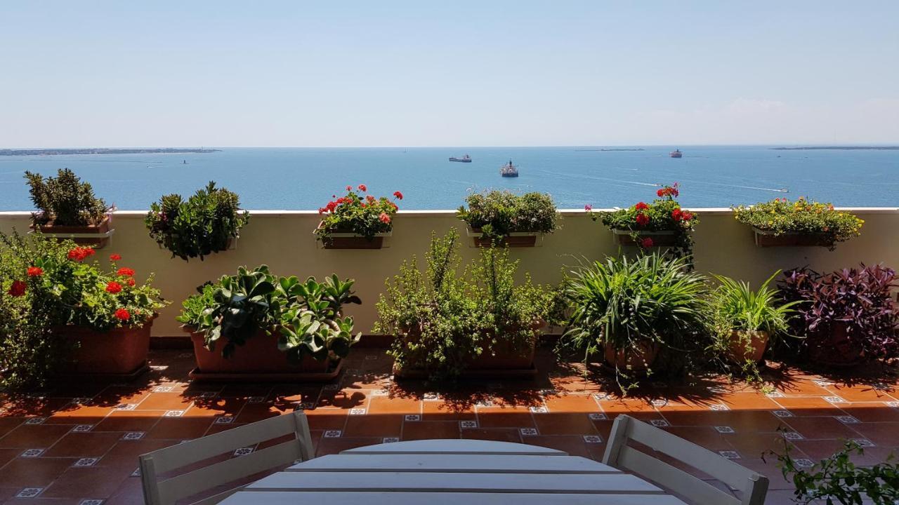 Amanda'S Panorama Apartment Taranto Exterior foto