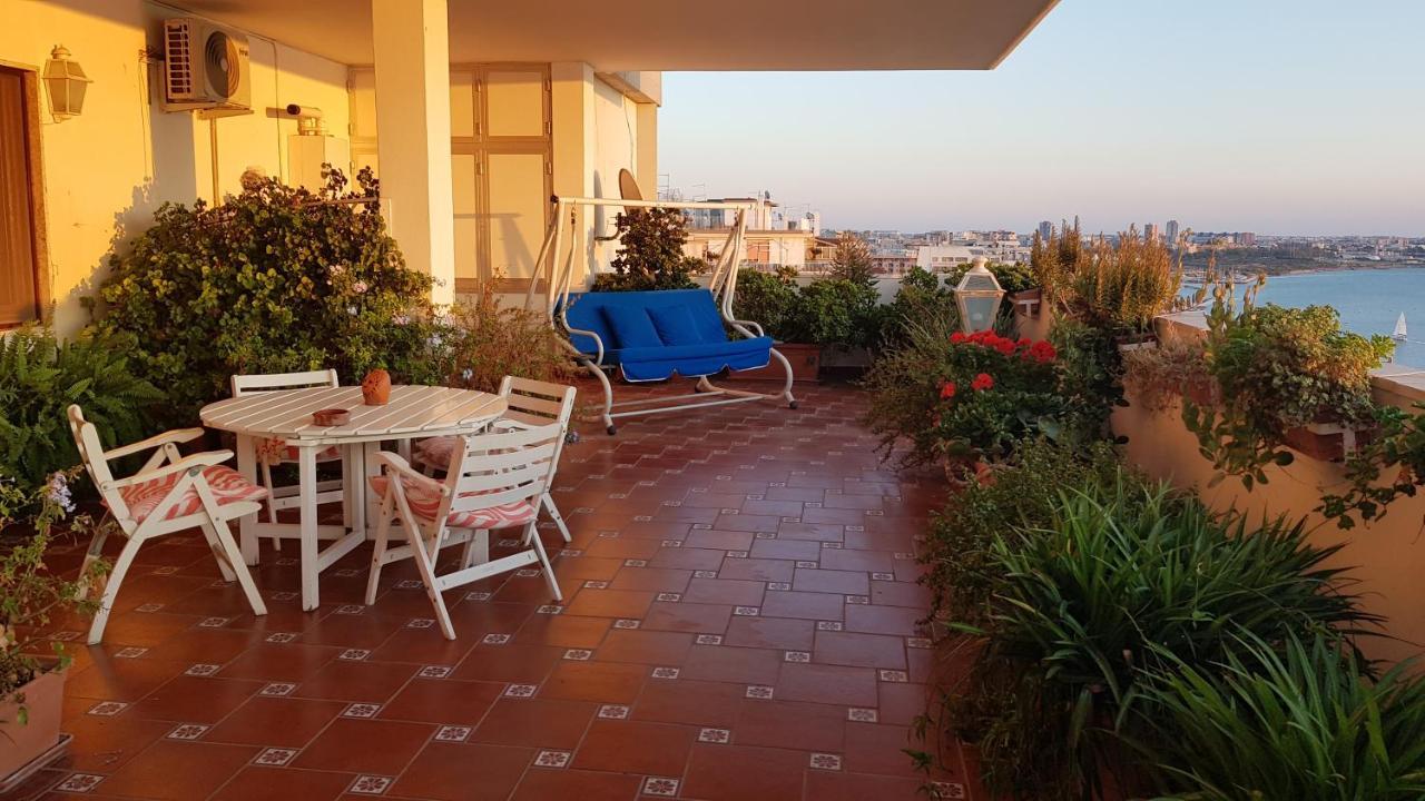 Amanda'S Panorama Apartment Taranto Exterior foto