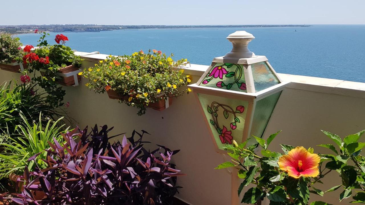 Amanda'S Panorama Apartment Taranto Exterior foto